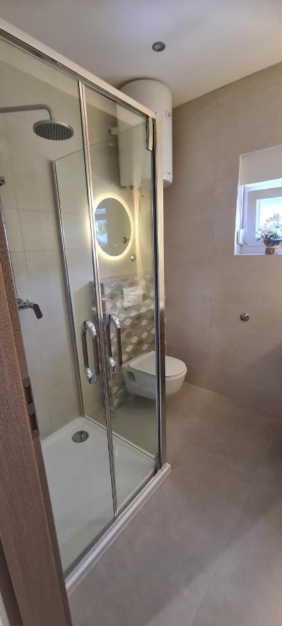 Apartmani Ivana Kaštela Exteriör bild