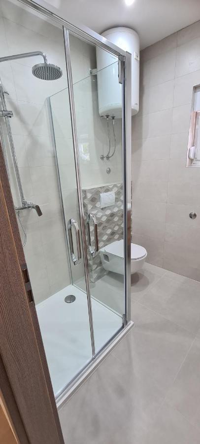 Apartmani Ivana Kaštela Exteriör bild