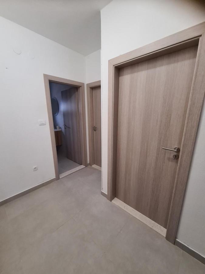 Apartmani Ivana Kaštela Exteriör bild