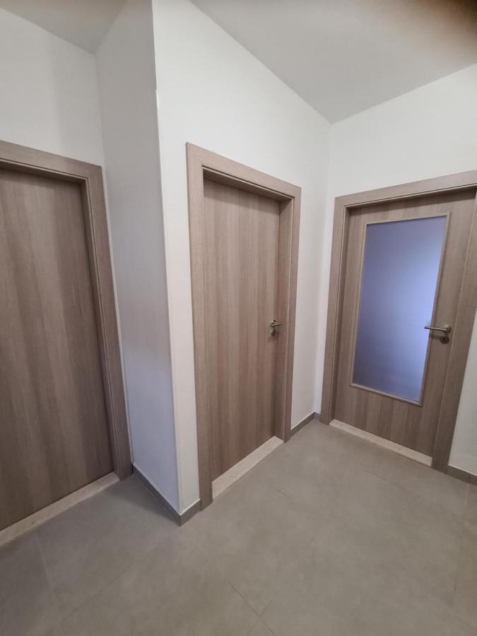 Apartmani Ivana Kaštela Exteriör bild